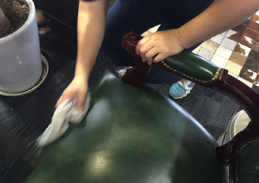 鹤岗家具清洗案例